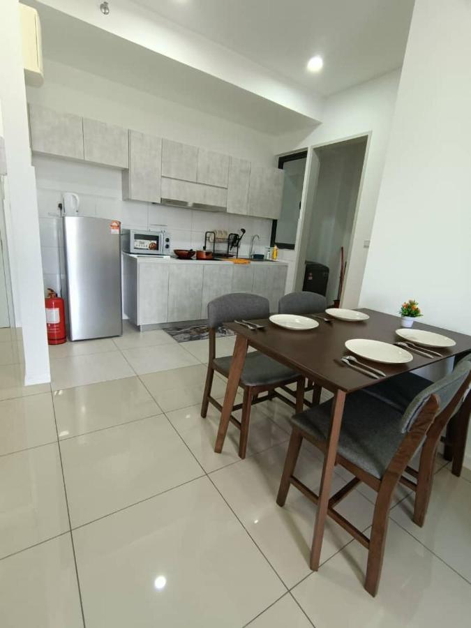 The Clio 2 Residences, Beside Conezion, Beside Ioi City Mall, Opposite Serdang Hospital, Beside Uniteen And Upm, Putrajaya Buitenkant foto